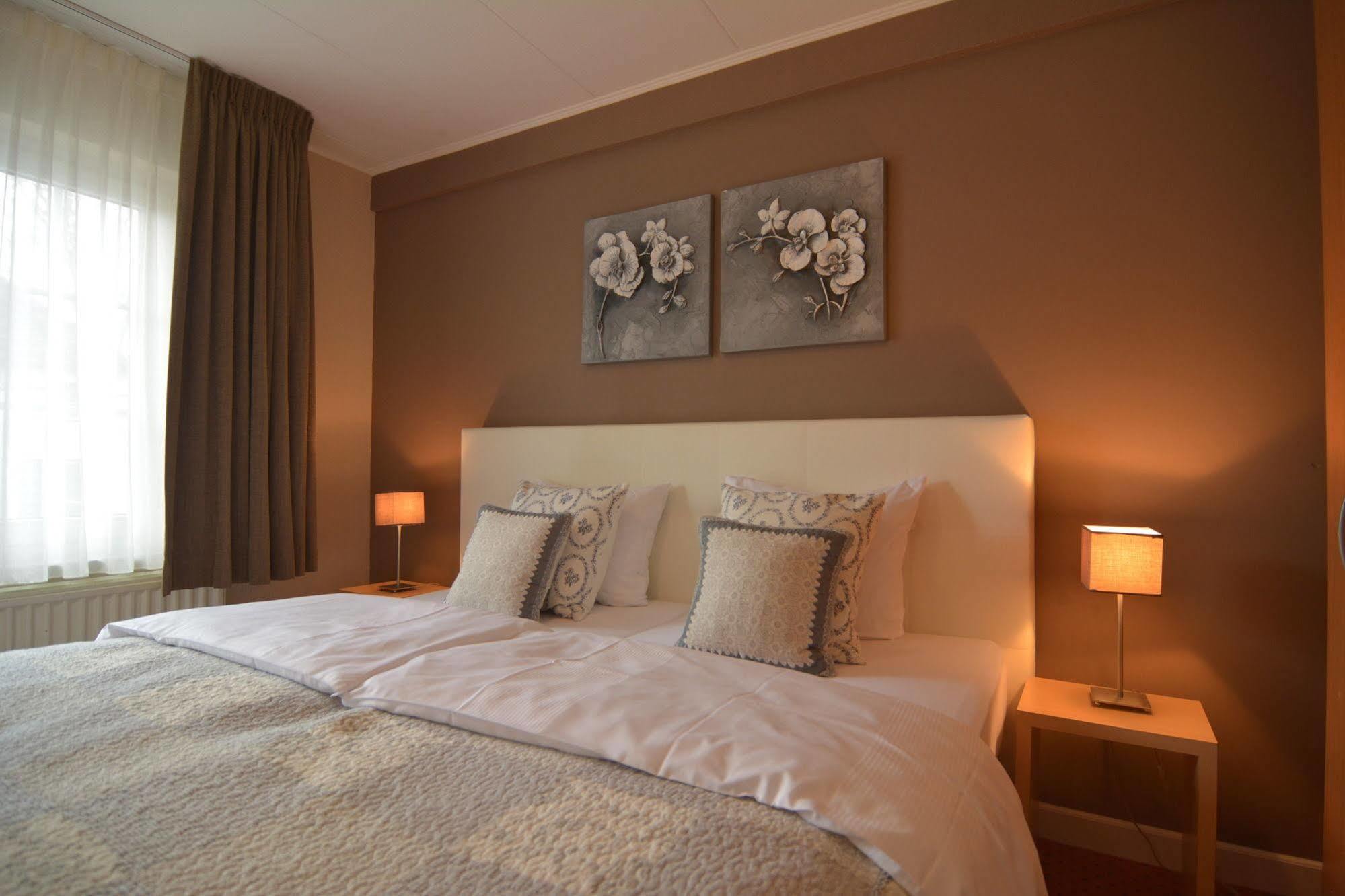 Aparthotel Ons Эпен Экстерьер фото