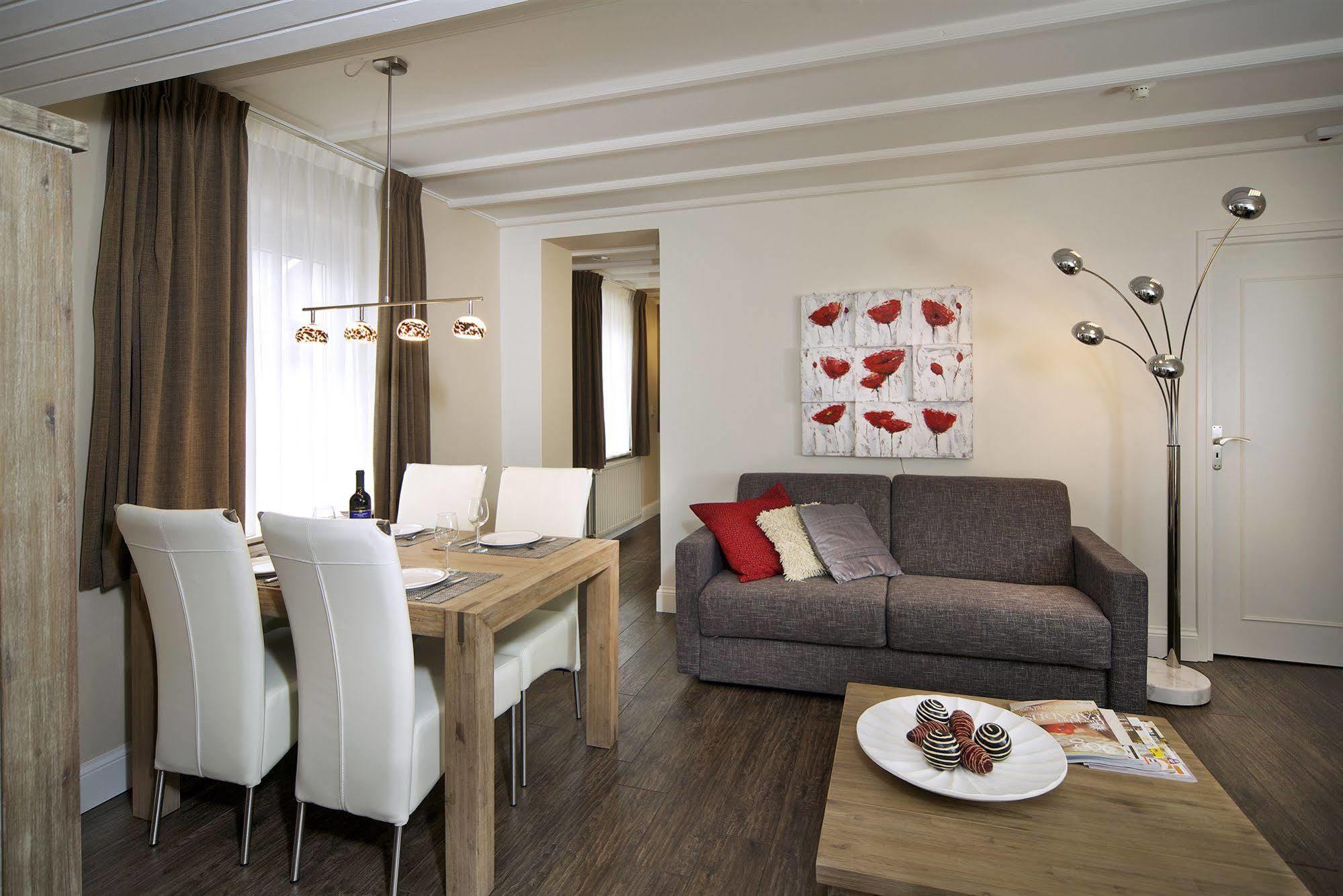 Aparthotel Ons Эпен Экстерьер фото